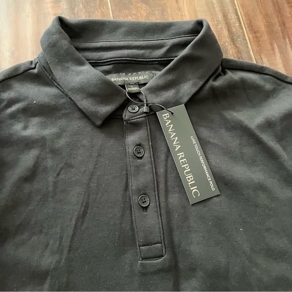 4 Banana Republic Men’s Luxe Touch Performance Polos and Tee - Large - Picture 4 of 11